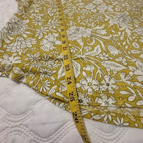 Rachel Ashwell 100% Linen Floral Top, M. Yellow/green color. NWOT - Picture 5 of 8